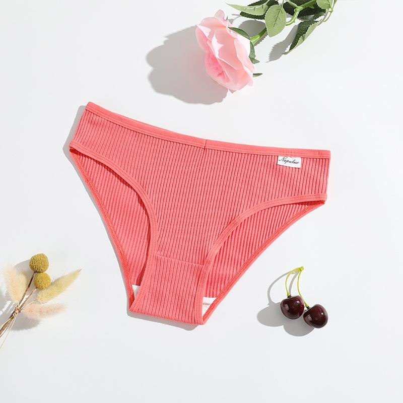 Women's Spring and Summer New Cotton Solid Color Thread Comfortable Breathable Double Layer Low Waist Briefs