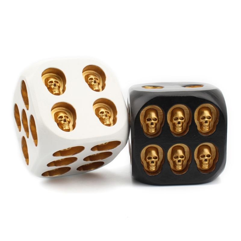 Halloween Skull Dice Skeleton Face Game Dice Resin 6 Sided Board Game Dice Novelty Party Toy Home Decorations