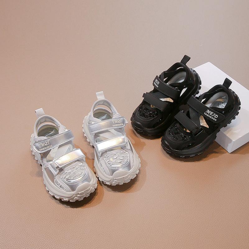 New girls' sandals, children's shoes, sports mesh shoes, breathable summer girls' beach shoes, versatile shoes for older children