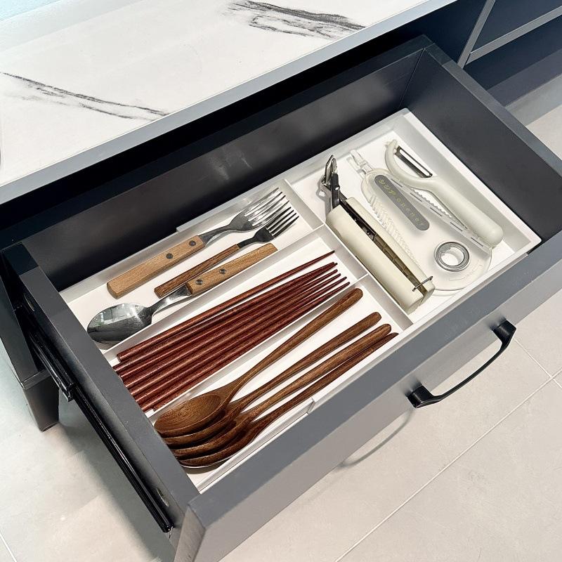 Silverware Drawer Organizer Expandable Cutlery Organizer Utensil Tray for Kitchen Adjustable Flatware Tray Cutlery Holder