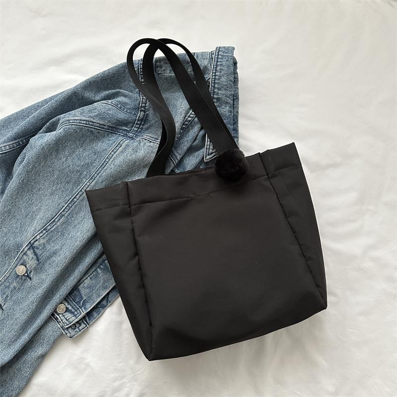 Stylish Large Capacity Tote Bag For Women Versatile Fashionable Shoulder Handbag