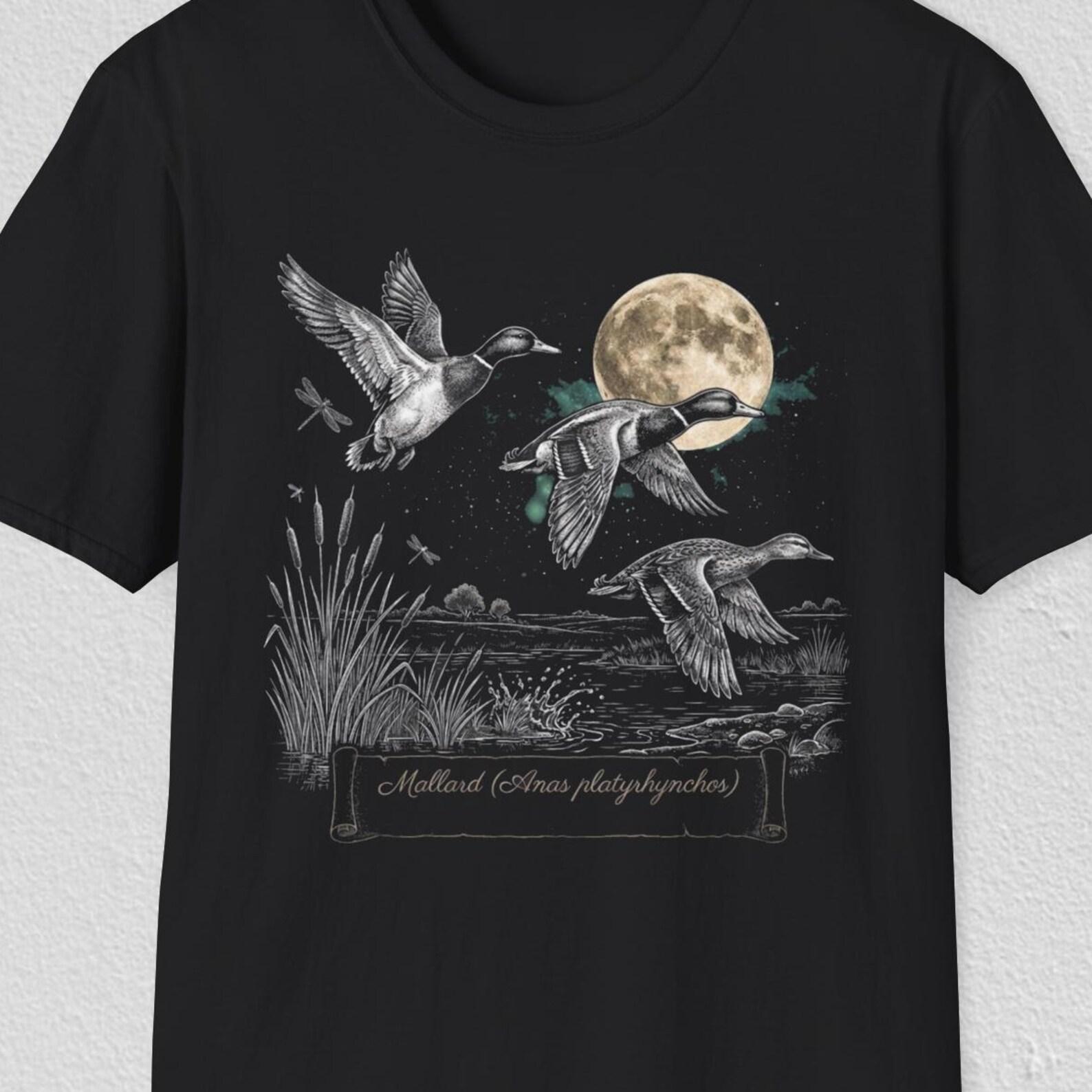 Mallard Duck Moon Shirt, Flying Ducks T shirt, Wildlife Bird Tee, Nature Night Scene Shirt, Duck Hunter Tee Gift 4XL