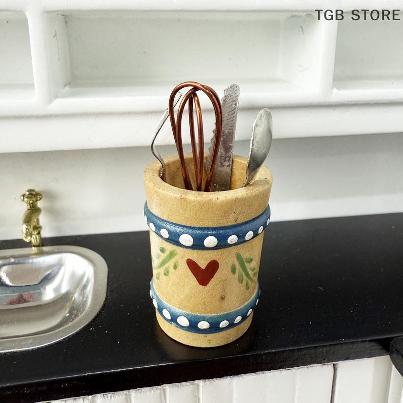 1Set Dollhouse Kitchen Wood Utensils Egg Beater Tool 1:12 Miniature Furniture Model Decor Toy Doll House Accessories