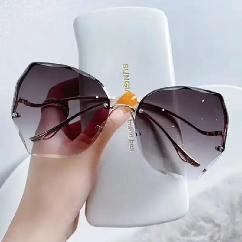 Irregular Round Sunglases Women Brand Designer Gradient Fashion Sun Glasses Female Rimless Metal Curved Temples