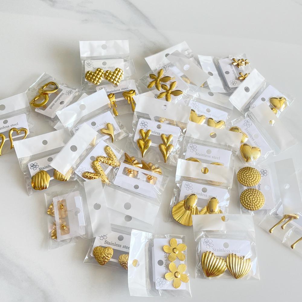 Fashionable Women's Stainless Steel Earrings, Daily Jewelry Accessories Gifted To Friends, Lucky Package Style Random Shipping