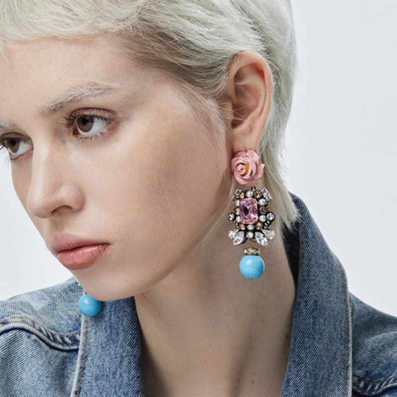 FEVERISH Rose Earrings Pink