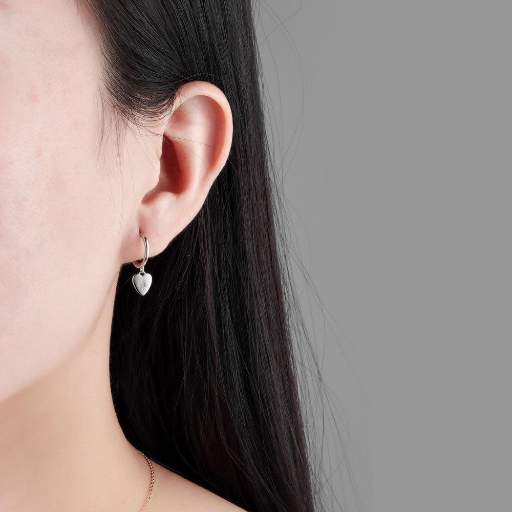 14K Gold Heart Diamond Drop Earrings Minimalist Chic Elegant Slimming Dangle Earrings For Women High End Jewelry