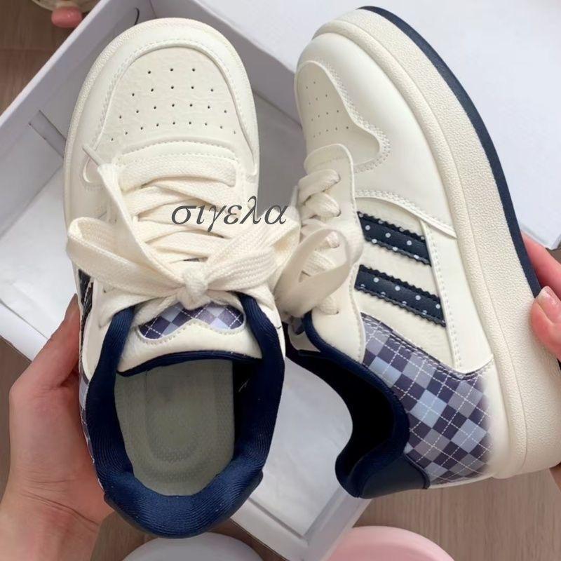 Soft-soled Lightweight Little White Shoes for Women's Autumn Models, Popular Versatile Casual Board Shoes for Students, Korean Version