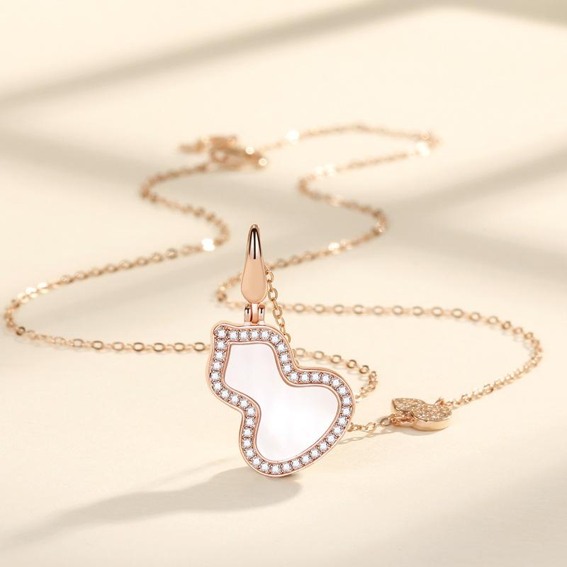 Gourd Necklace Women'S Fashion Light Luxury Niche High-End Design Pendant Accessories Premium Durable Quality Useful