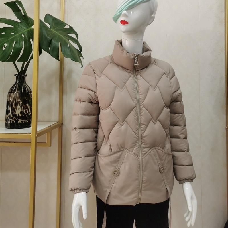 Damen Herbst- und Winter Daunen Baumwolle Gepolsterte Kleidung Übergröße Mutterbekleidung Maillard Gepolsterte Kleidung
