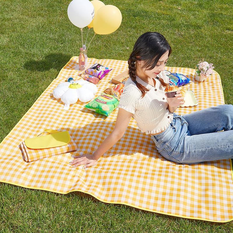Tragbare wasserdichte Camping-Picknickmatte: Feuchtigkeitsbeständiges, verdicktes Rasen-Boden-Tuch für den Außenbereich