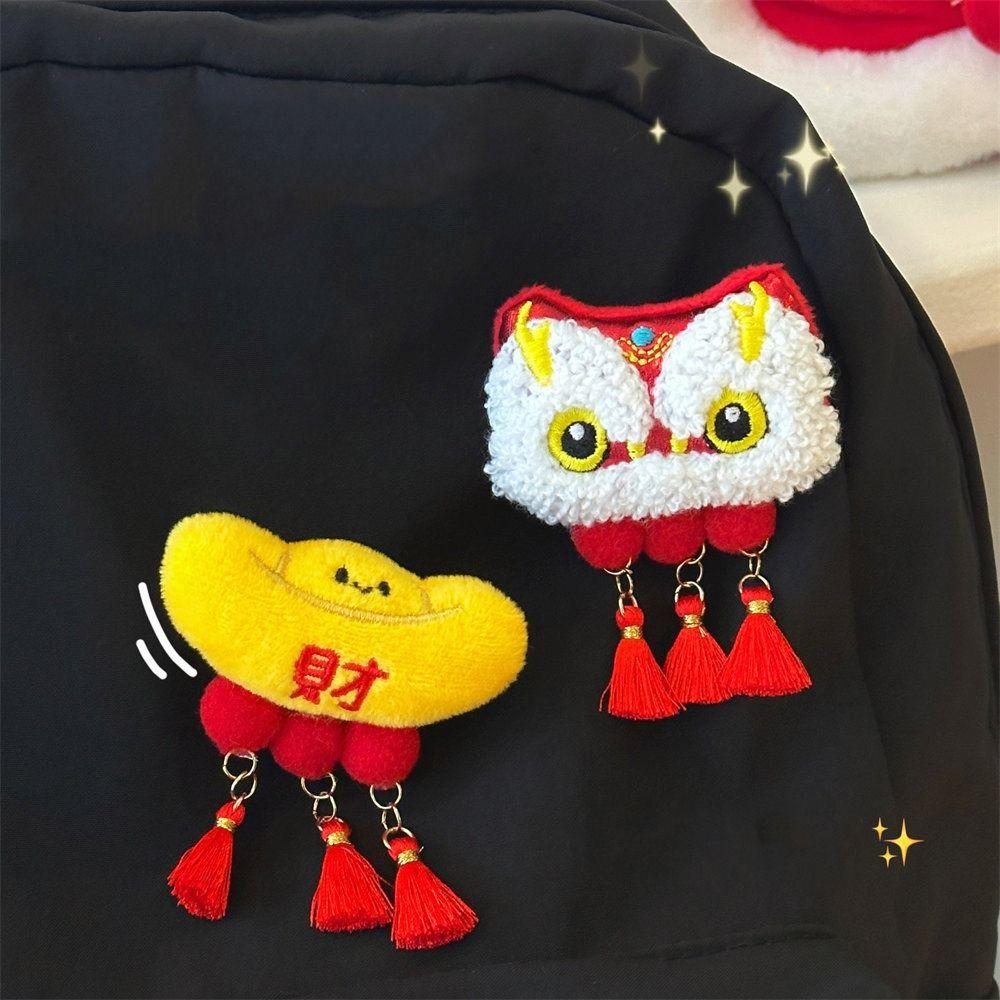 Lucky Lion Dance Brooch Coin Chinese Style Pin Creative Spring Festival Pin Party