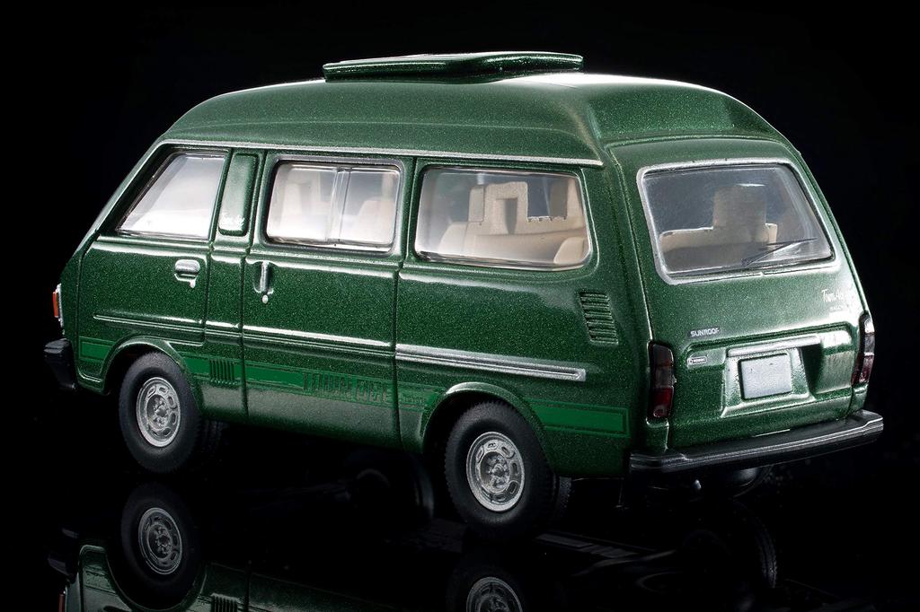 Tomytec Tomica Limited Vintage Neo Maßstab Toyota Town Ace Kombi 1800 Super Extra Modelljahr 1982 Grün Fertigmodell 1/64 LV-N104d