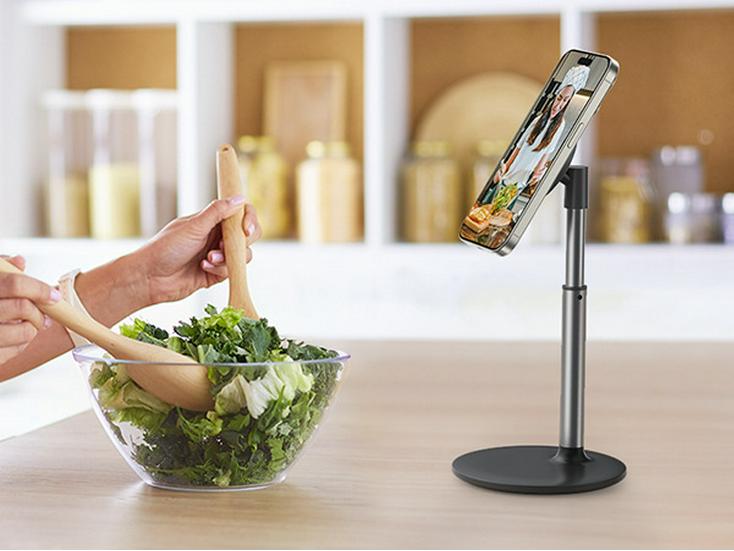 iDock 360° Rotating Magnetic Phone Holder & Desk Organizer T105