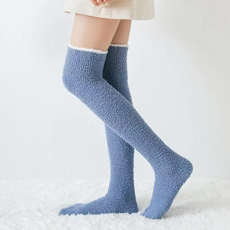 Zimowe ciepłe koralowe polarowe skarpetki za kolano dla kobiet pluszowe skarpetki do spania na podłodze długie skarpetki Jk Solid Soft Thigh High Fun Sock