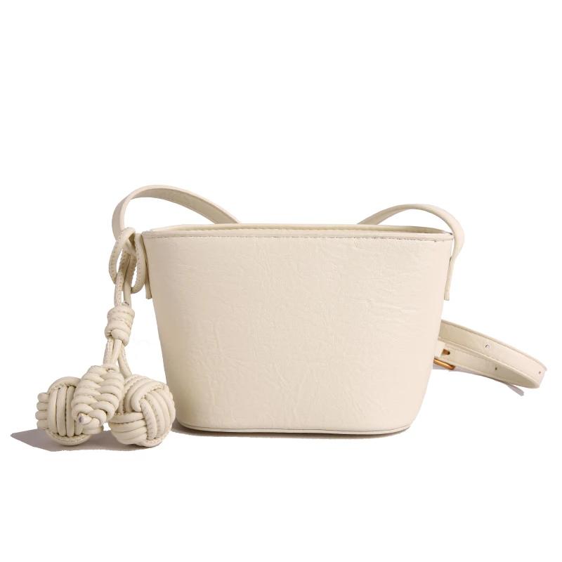 

Summer New Advanced Sense Light Luxury Crossbody Bag 2026 Fashi Versatile Large Capacity Ccise Commute Women s Shoulder Bags бежевый