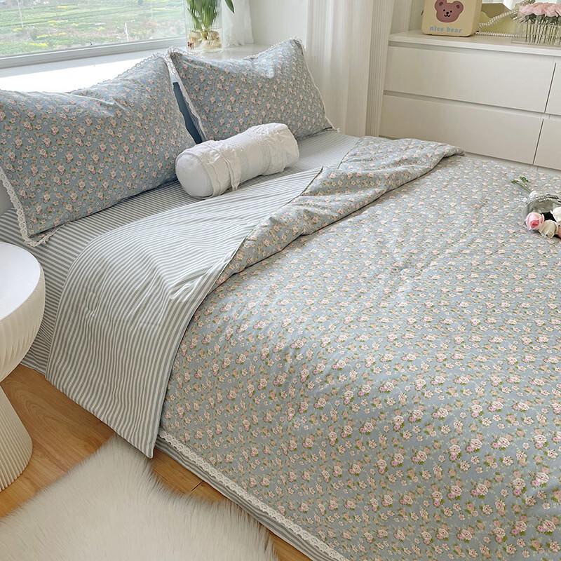 

LISM Korean Lace Floral Kapok Summer Quilt