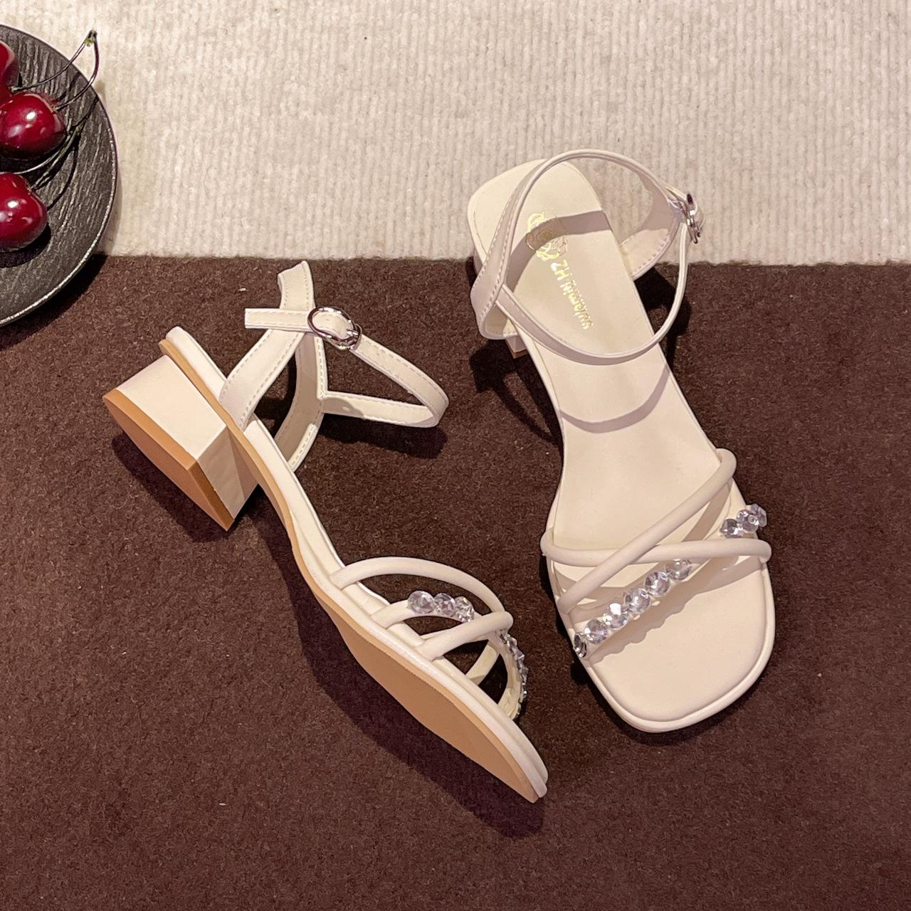 

Женские босоножки на танкетке с юбкой, женские летние, новая мода, стразы, толстый каблук, темпераментные, на высоком каблуке 40 бежевый