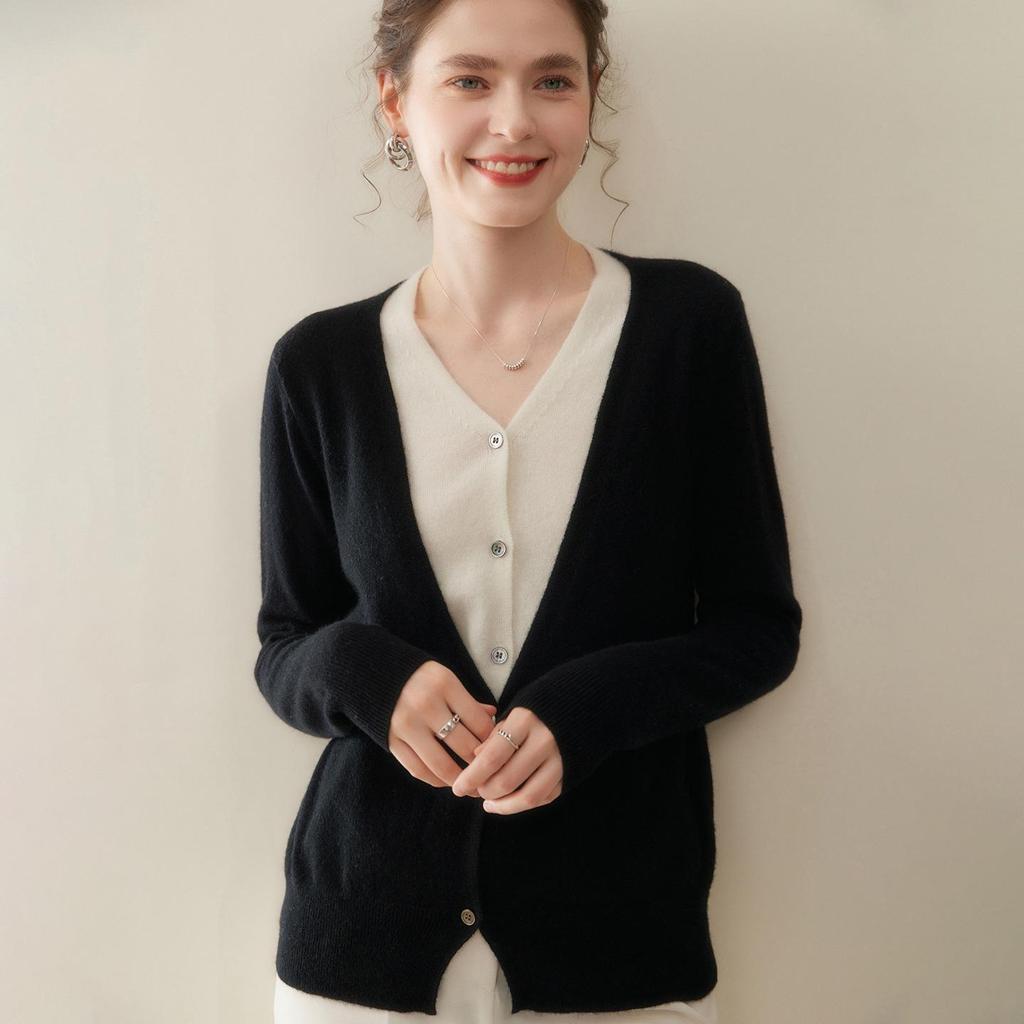 2025 Fall/Winter Women's Color Block V-Neck Cashmere Faux Two-Piece Cardigan