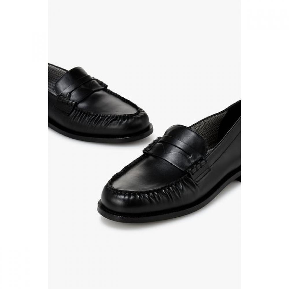 Emporio Armani Men S Smooth Leather Penny Loafer A515131002