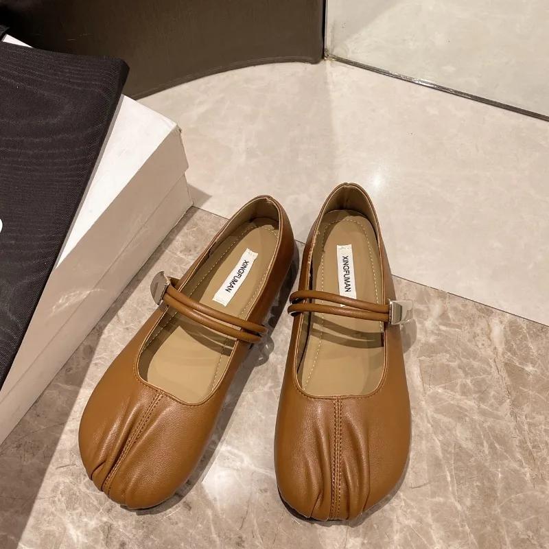 Modeschuhe Damen 2024 Marke Schnallenriemen Damen Ballerinas Mode Metalldekoration Tägliche Ballerinas Damen Heißer Verkauf Runde Zehenpartie Flach Niedrige Absätze