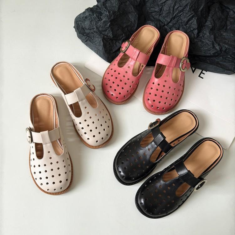 Leather hole slippers women's 2025 summer new hollow block round head T-buckle with Mary Jane outer slippers