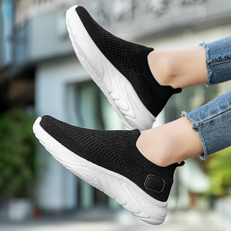 Fashion Men Women New Non-slip Lightweight Large Size Flying Mesh Socks Casual Sports Shoes Running Knit Slip-on Casual Walking Comfort