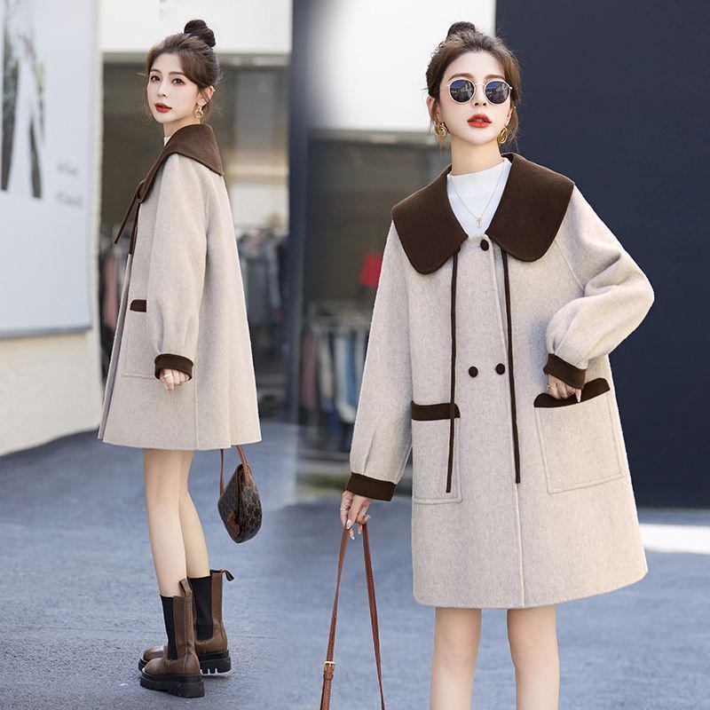 Versatile Color-Block Doll Collar Wool Coat: Korean Style, Mid-Length, Age-Reducing, Petite Loose Fit for Women (Autumn/Winter)