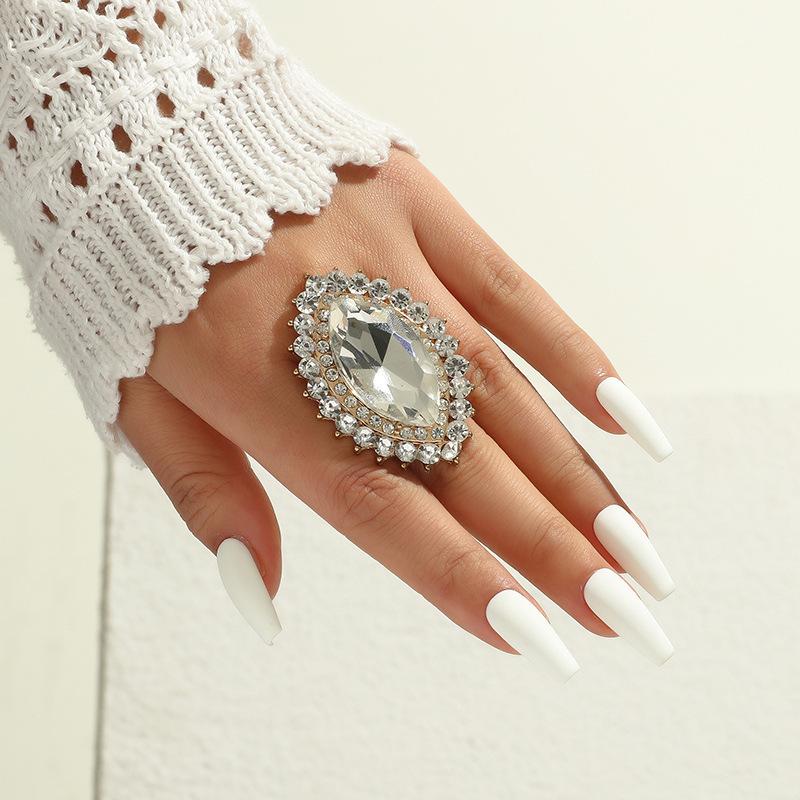 Vintage Chic Exaggerated High-end Exquisite Luxury Oval Ring - Trendy Sparkling and Open-ended