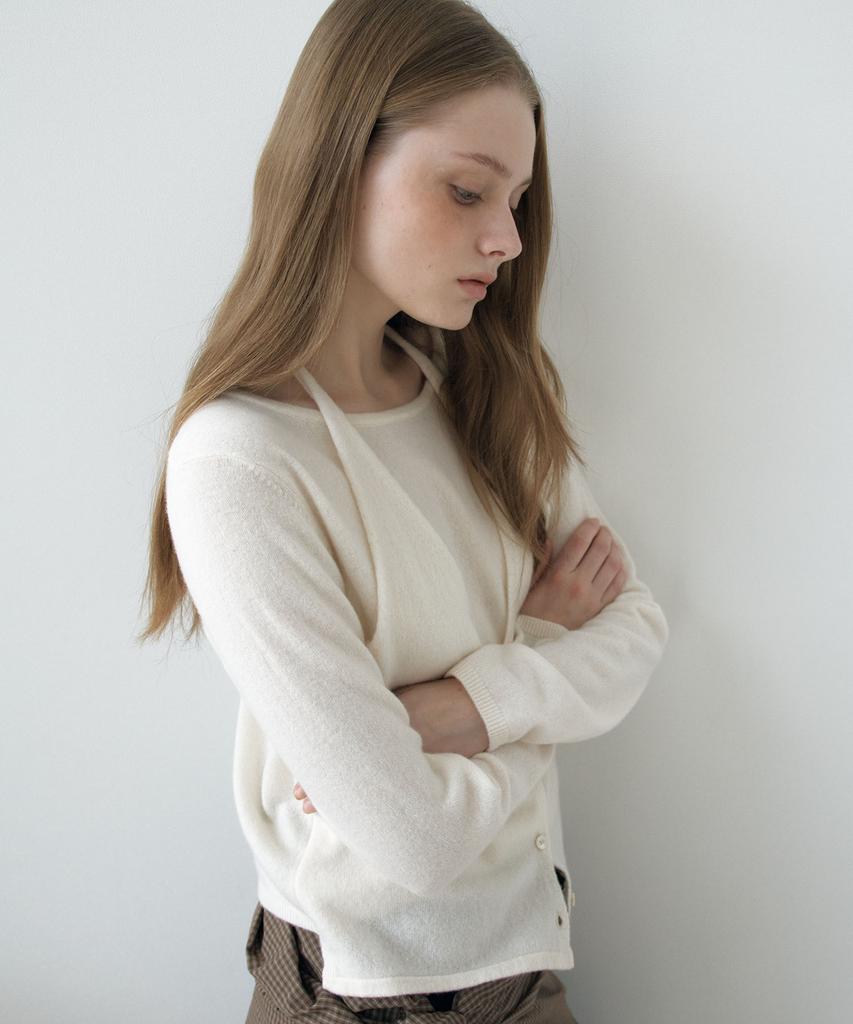 AHWE Halter Slit Knit_Ivory