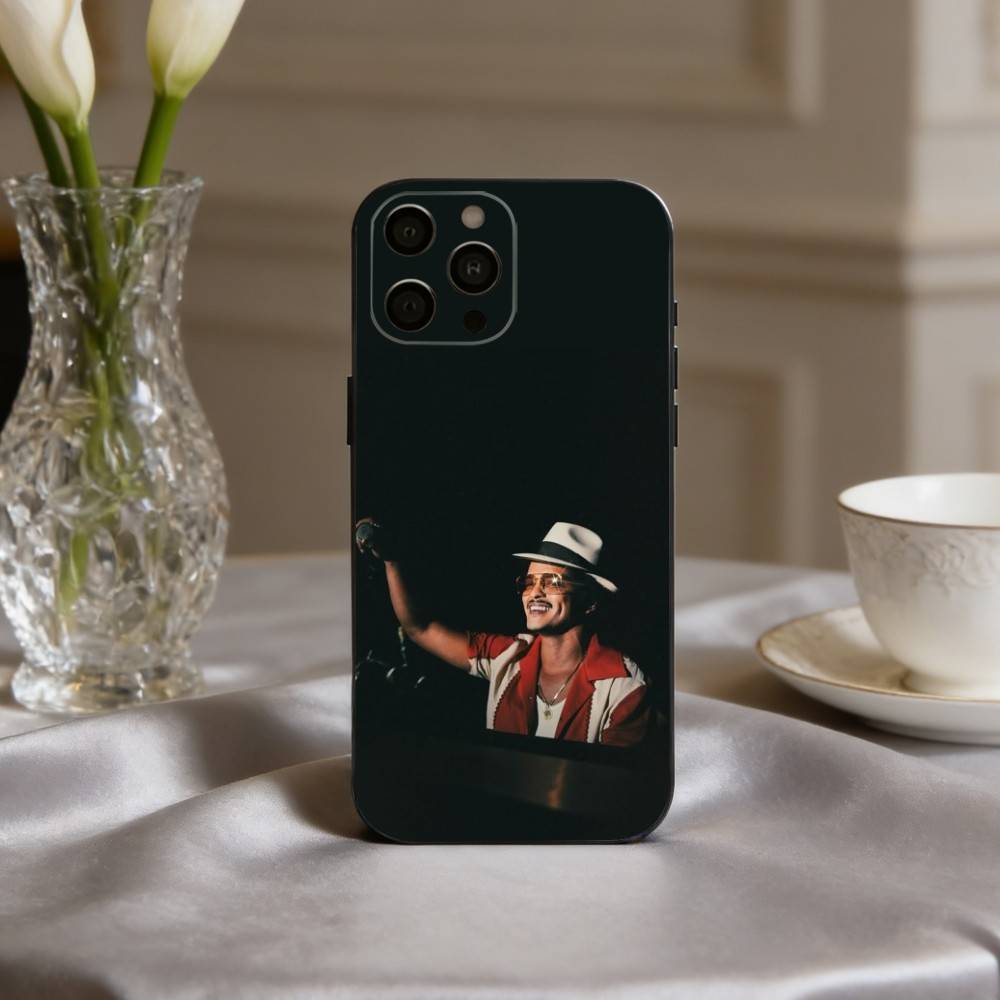 F-famous B-Bruno Mars The R-Romantic Phone Case Silicone Soft For IPhone 17pro 16 15 14 13 12 11 X XR Plus Pro Max Plus
