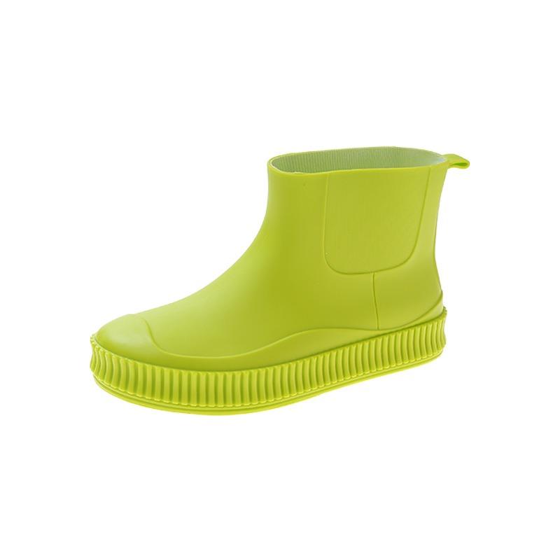 Rain shoes women's fashion outer wear overshoes lightweight waterproof rubber shoes new work non-slip adult short rain boots