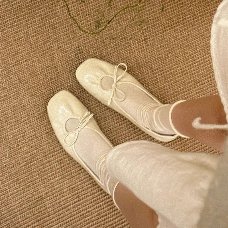 Temperament Square Head Bow Flat-soled Single Shoes Women's 2025 Spring Commuting Shallow Mouth Soft Sole Pleated Ballet Mary Jane Shoes