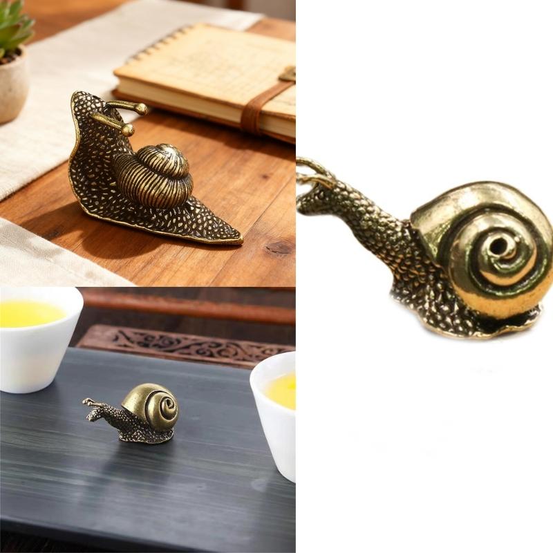 Distressed Finish Miniature Snail Figurine Handmade Alloy Art Decors For Teas Pet Desk Accessories Home Decoration Gift