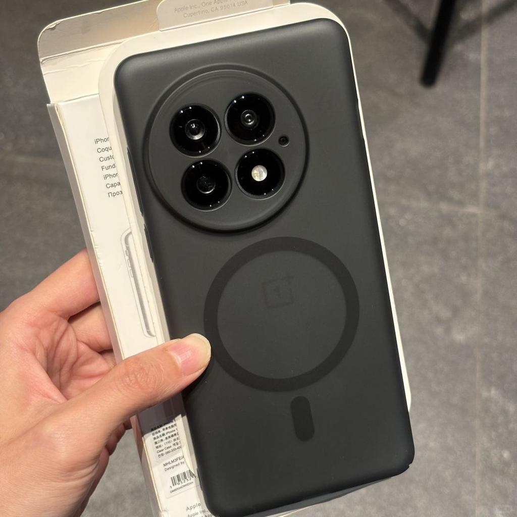 Ultra-dünne matte Magsafe Hülle für OnePlus 13 13R 13T 12 11 11R 10 9 9RT 8 8T 7 7T Pro ACE 5 Nord 2 CE 2U 3U CE4 Lite PC Cover