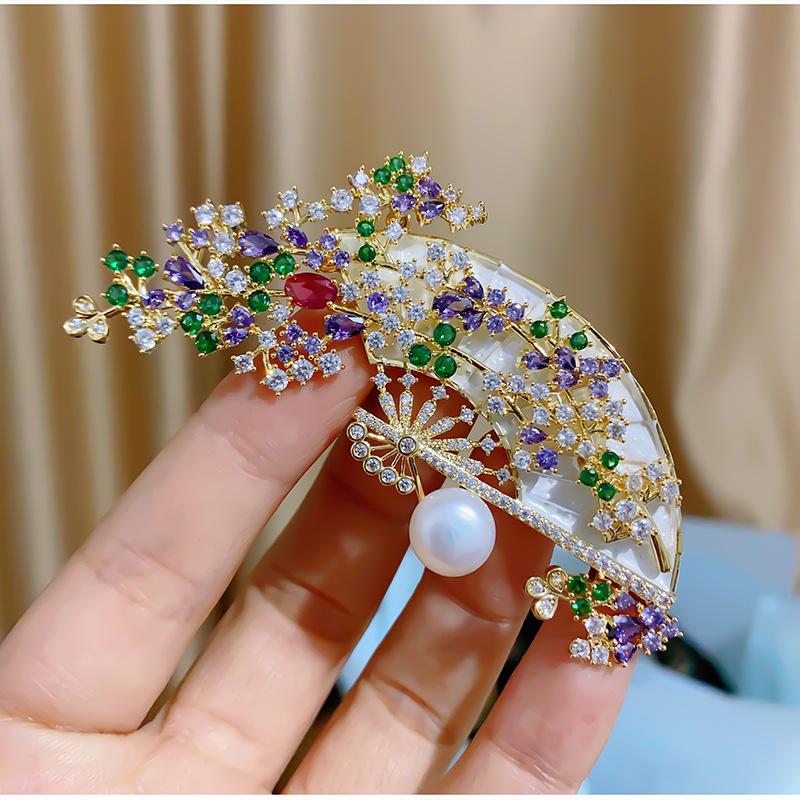Senior Brooches Flower Leaf Brooch Pins for Women Suit Pendant  Fashion Brooches Jewelry