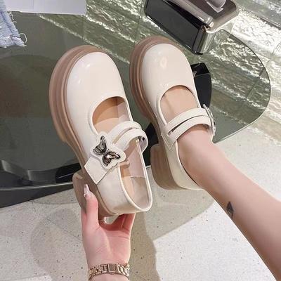 Buty na lato 2025 damskie białe retro perłowe małe skórzane płytkie uniwersalne college gruba podeszwa okrągły nosek Mary Jane