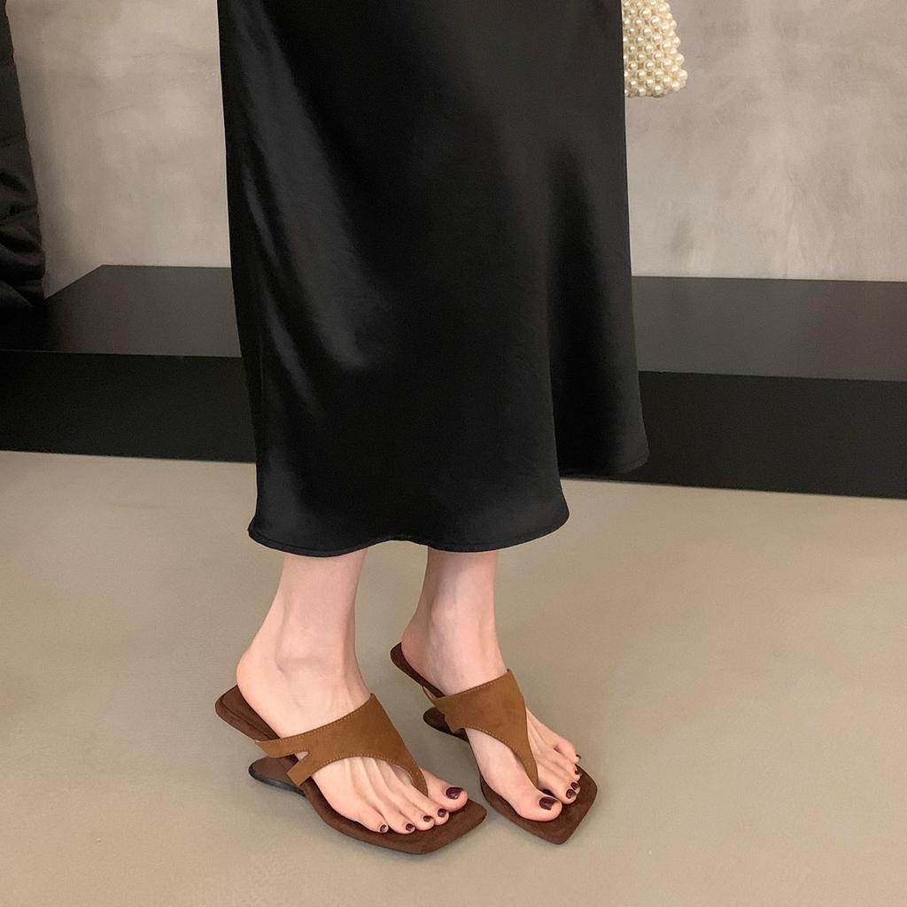 Französisches Nischendesign Keilabsatz Zehensandalen Schuhe Damen 2025 Sommer neue Mode silberne hochhackige Sandalen