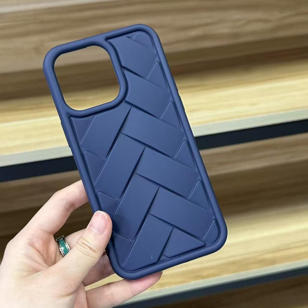 Large Hole Woven Pattern Suitable for IPhone16promax Simple Anti-fall 14/15 Soft Solid Color Protective Case Mobile Phone Case