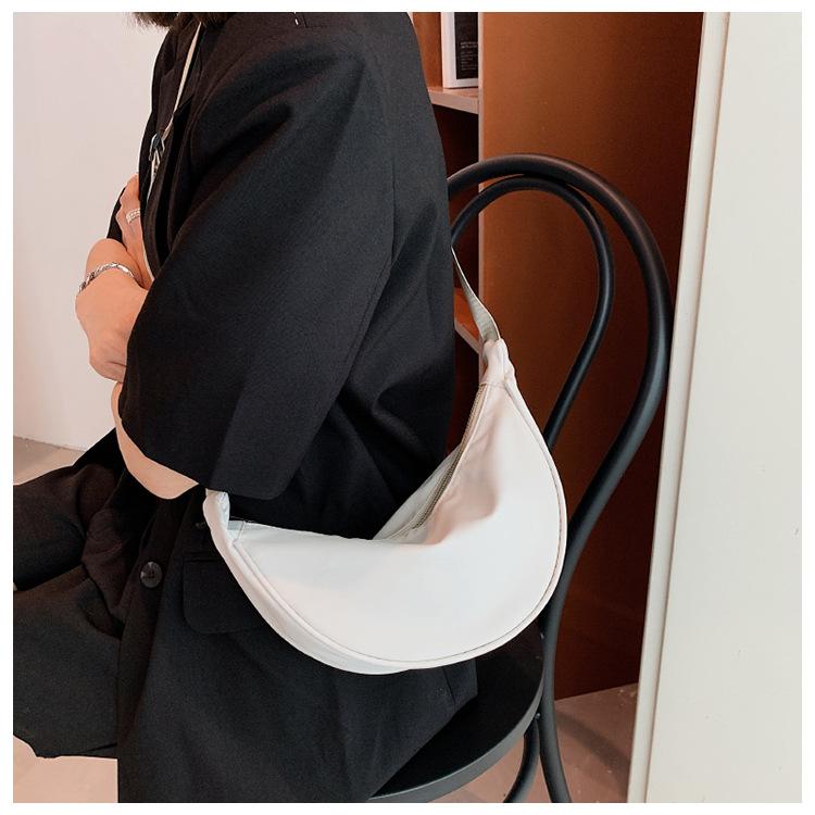 Women Solid Color Zipper Dumpling Bun Bag Leisure Canvas Inclined Shoulder Crossbody Bags Adjustable Band Strap