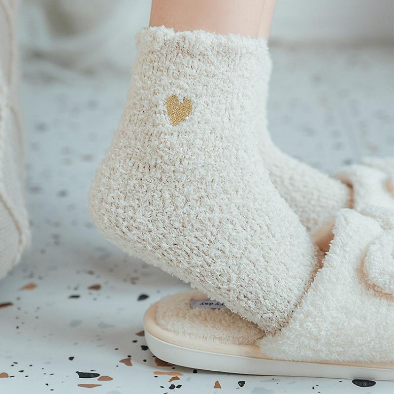 Autumn and winter coral fleece socks women's thickened floor socks love embroidery sleep socks warm home sleeping confinement