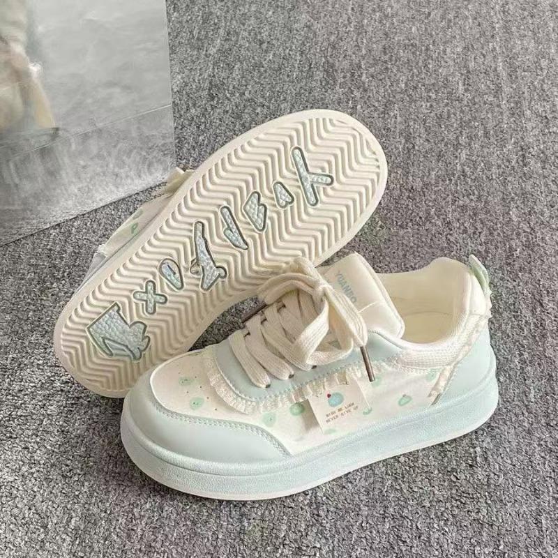 

Autumn new with skirt casual little white shoes women s sports versatile board shoes heightening lightweight bread shoes 35