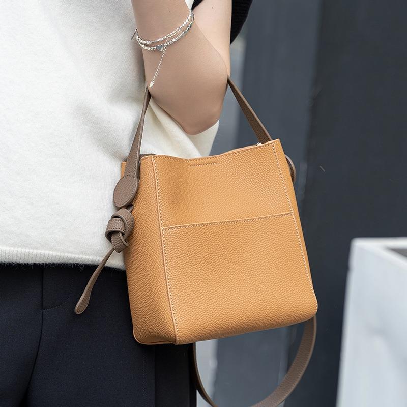 Leather Women's Bags, Messenger Bags, Women's New Large-capacity Commuter Bucket Bags, Niche Versatile Cowhide Shoulder Bags