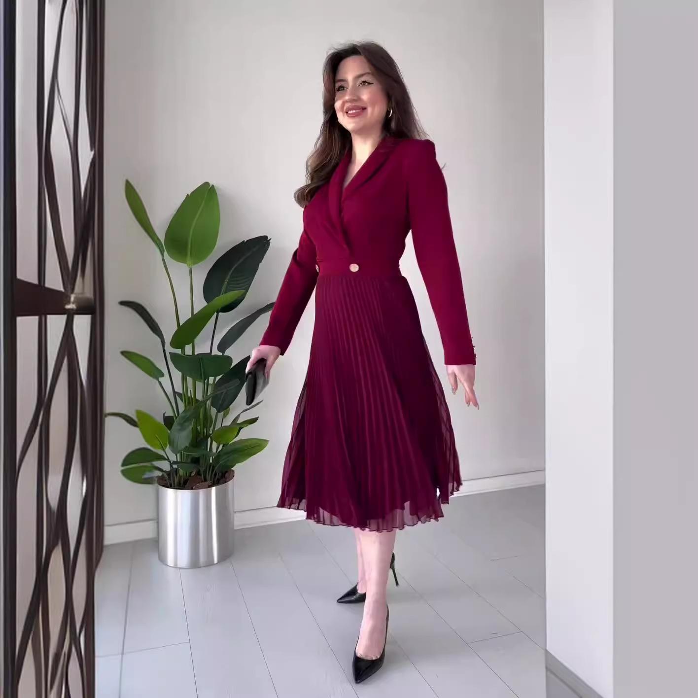 

Осень 2024 Европейское и американское платье с высоким поясом, плиссированной лацканой отделкой для женщин XXXL вино красного