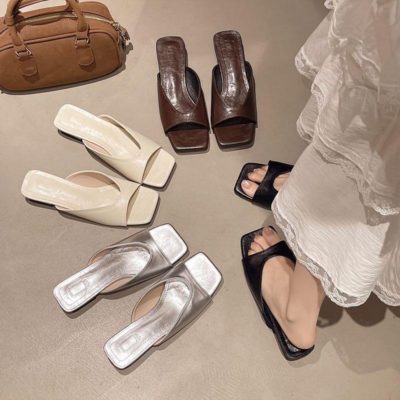 Low-heeled simple slippers open-toed with cool slippers for women's summer wear 2025 new slope heel heightening fish mouth sandals