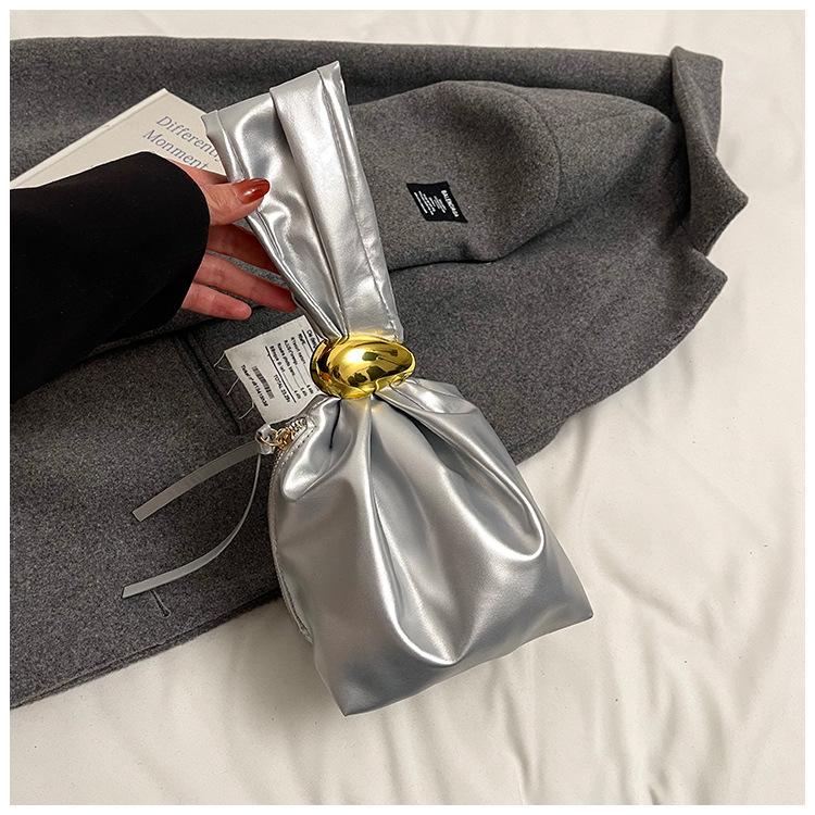 

2024 Модная Уникальная Плиссированная Сумка-Ведро - Повседневная Универсальная Женская Сумка серебряный