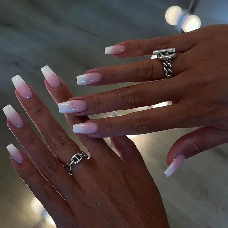 Set di 24 Unghie Balletto Corte Sfumate con Design Unghie Finte Semplici Bianche Unghie Finte a Bara Unghie Press-on Unghie Finte a Copertura Totale