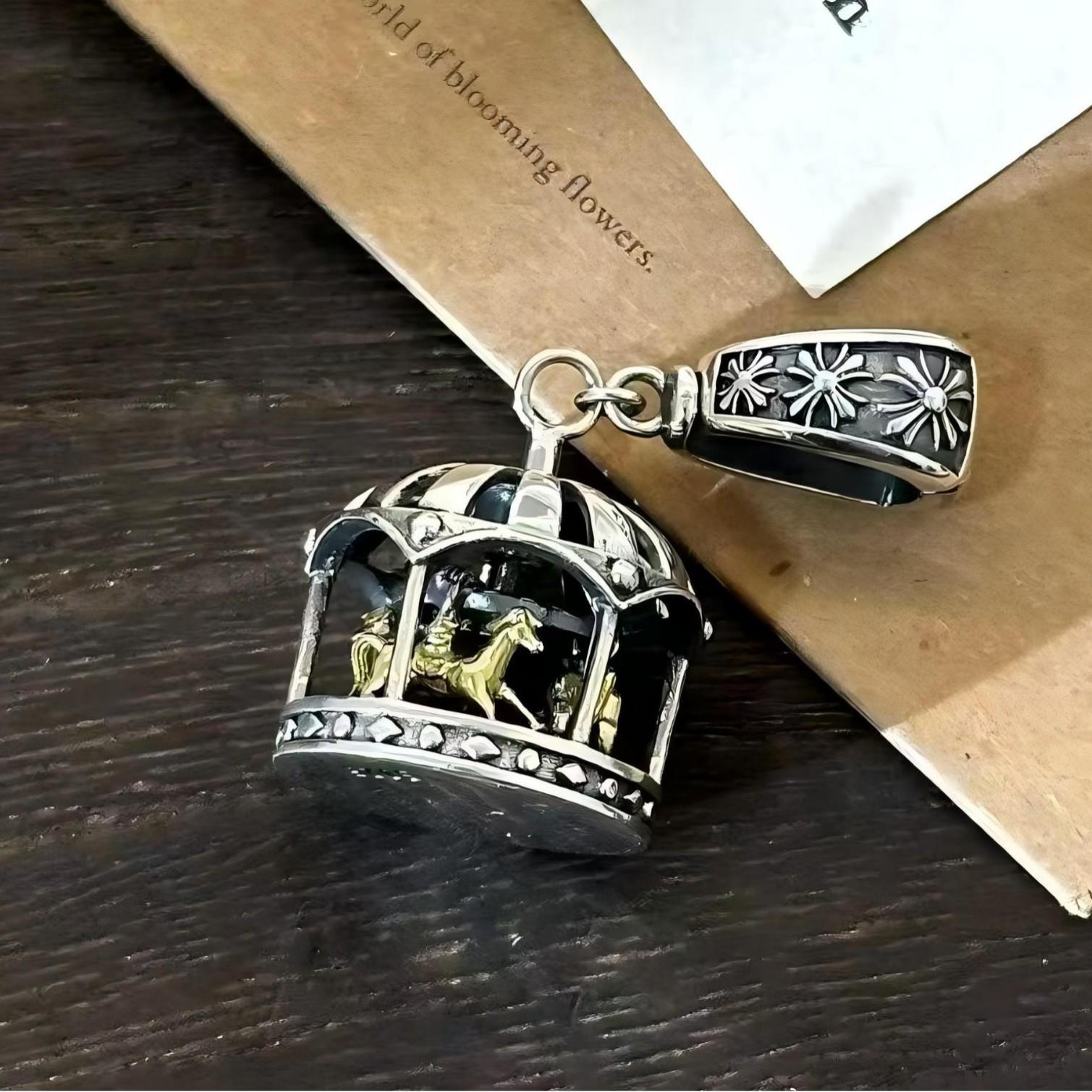 Винтажное серебряное (S925) ожерелье-подвеска Карусель - Шарм Парка Развлечений из Детства с Универсальной Застежкой. S925 Silver