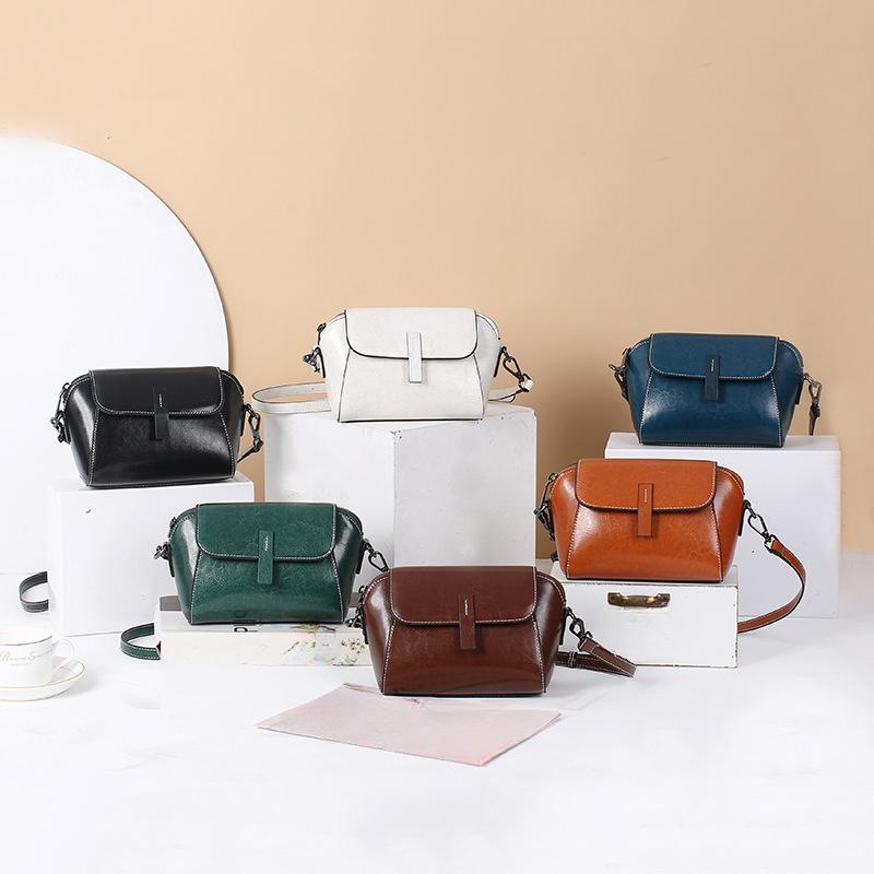 New Oil Waxed Cowhide Fashionable Shoulder Bag Versatile Casual Mobile Phone Crossbody Bag