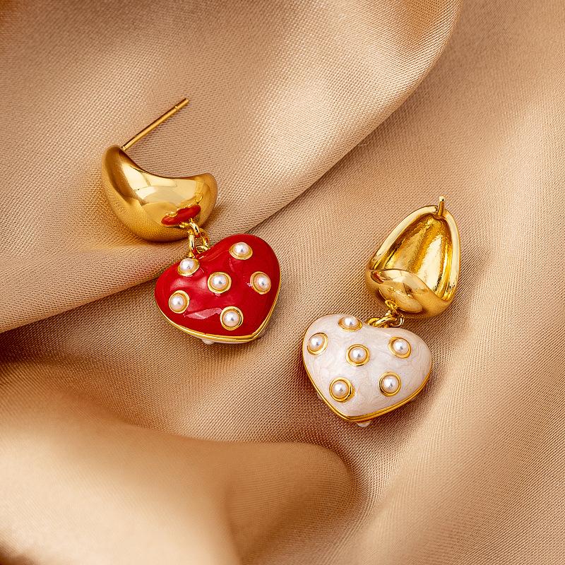 Ankara red love pearl earrings women's ins niche unique temperament elegant and versatile New Year's polka dot earrings women